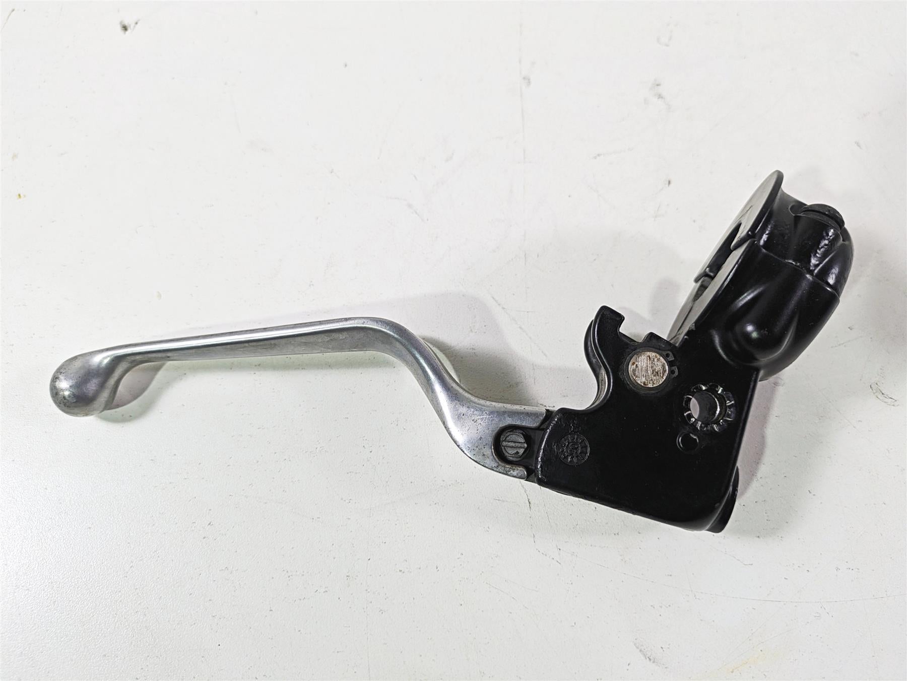 2003 Harley FLSTC Softail Heritage 100th Clutch Perch & Lever 38608-96 45015-96 {{ shop.shopifyCountryName }} - Mototech271