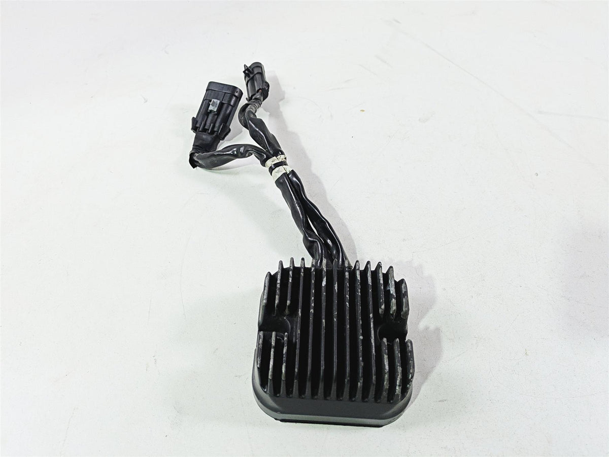 2017 Indian Chieftain Limited Rectifier Voltage Regulator 4014300 {{ shop.shopifyCountryName }} - Mototech271