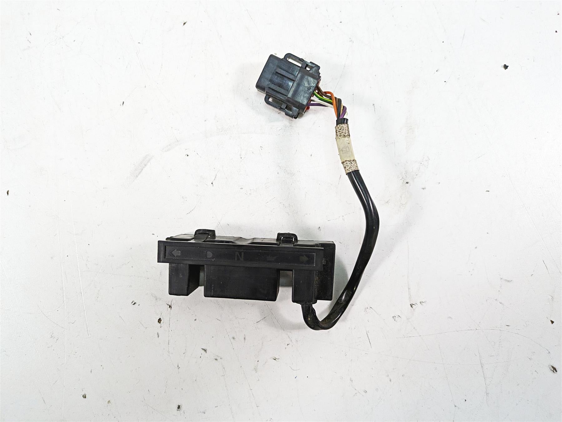 2006 Harley Softail FXSTSI Springer Indicator Instrument Lights 68113-99C {{ shop.shopifyCountryName }} - Mototech271