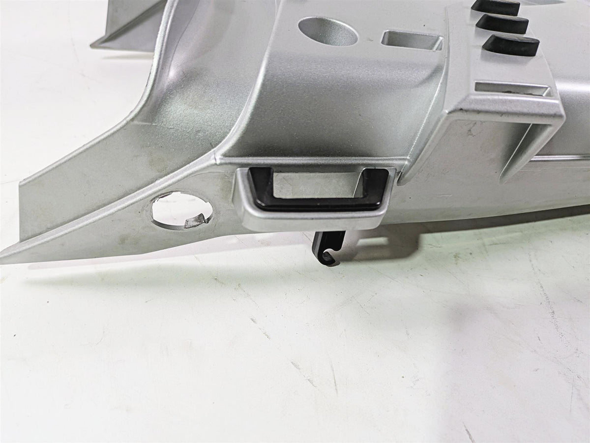 2010 BMW R1200GS K25 Rear Top Luggage Rack Carrier Bracket 46547698454 {{ shop.shopifyCountryName }} - Mototech271
