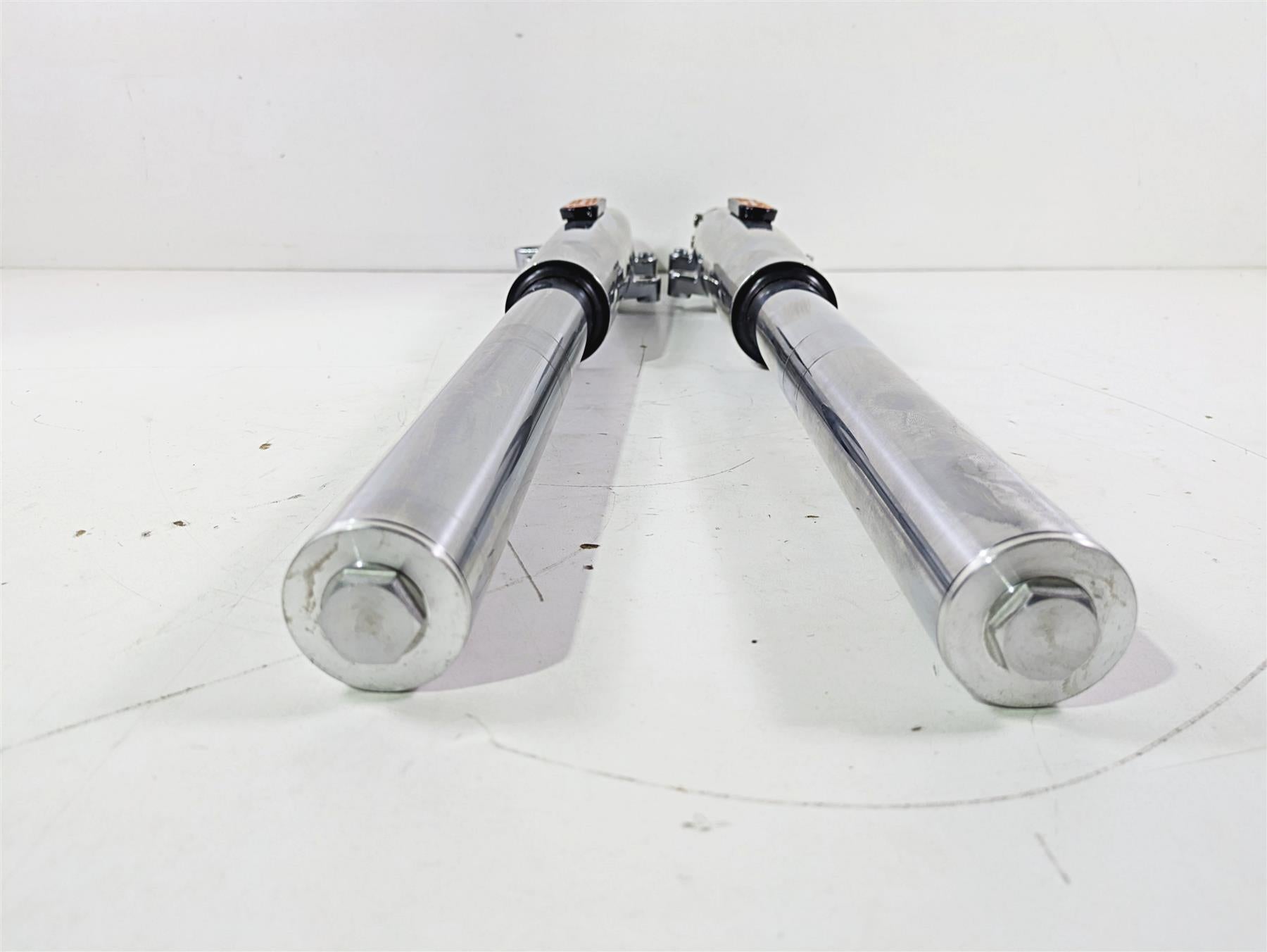 2019 Indian Chieftain Limited Chrome Front Fork Leg Set 46mm 1824021 1824022 {{ shop.shopifyCountryName }} - Mototech271