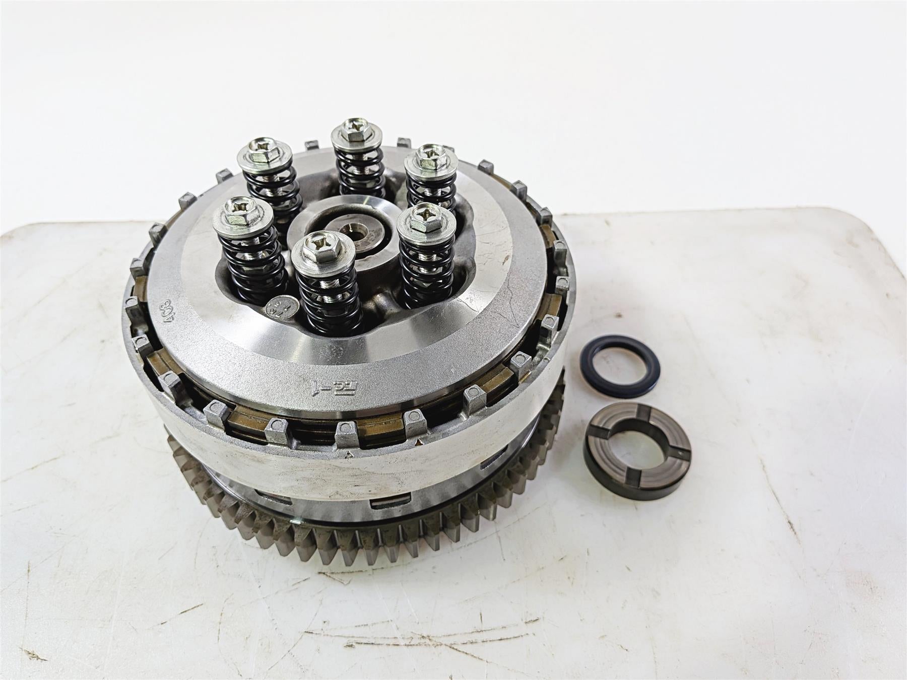 2008 Yamaha YZF R1 RN19 Clutch Basket & Friction Disc Set 4C8-16150-00-00 {{ shop.shopifyCountryName }} - Mototech271