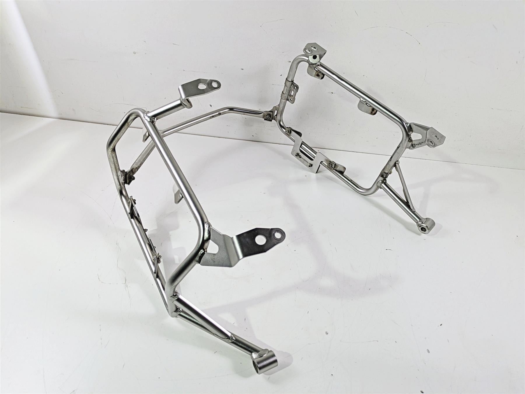 2015 BMW R1200 GS Adv K51 Saddlebag Rack Holder Panier 46548520067 46548520068 {{ shop.shopifyCountryName }} - Mototech271