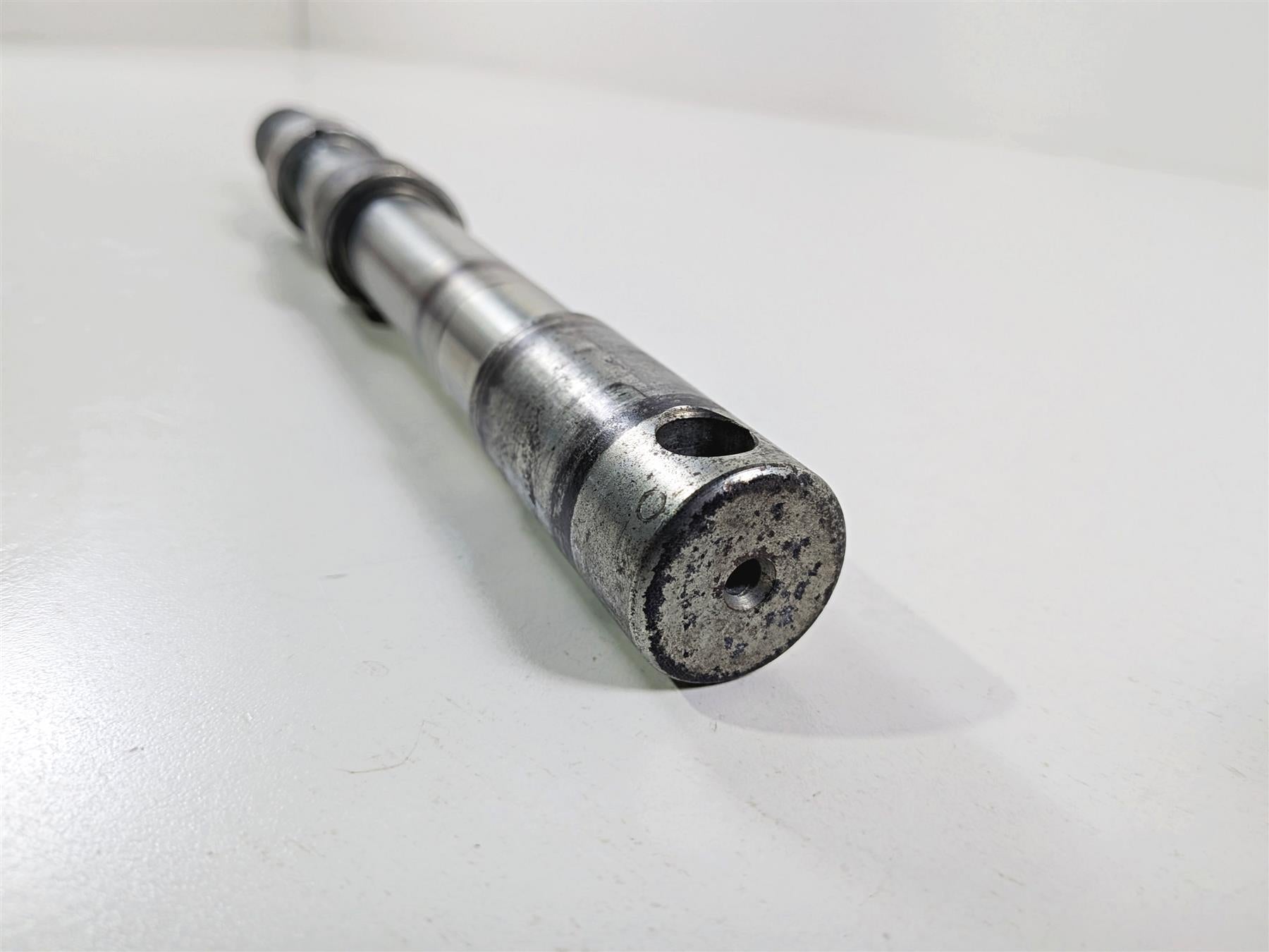2004 Harley Touring FLTRI Road Glide Front Axle Wheel Spindle 1" 43364-00-Mototech271