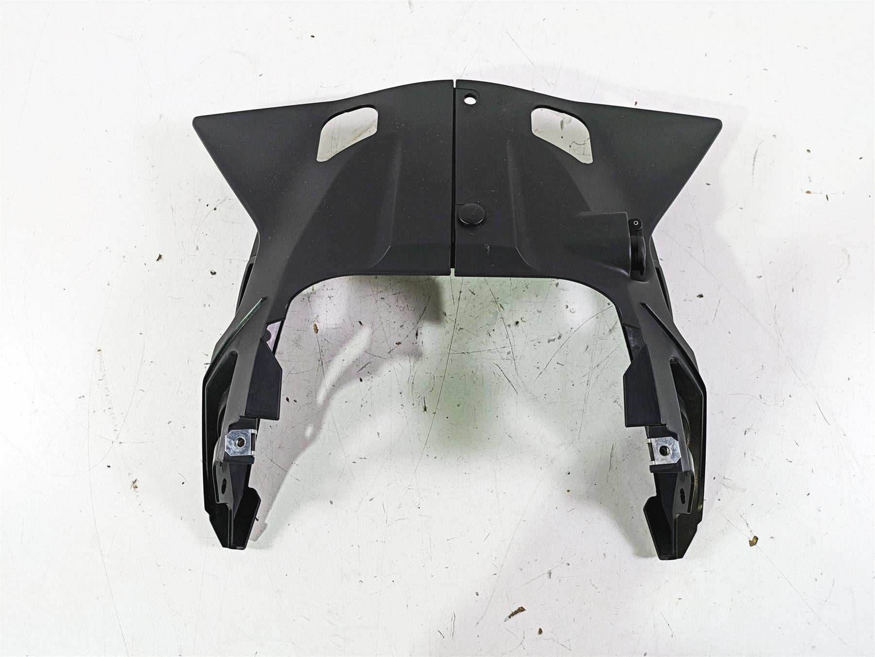 2014 BMW R1200 RT RTW K52 Left Right Rear Tail Cover Fairing 46638529393 {{ shop.shopifyCountryName }} - Mototech271