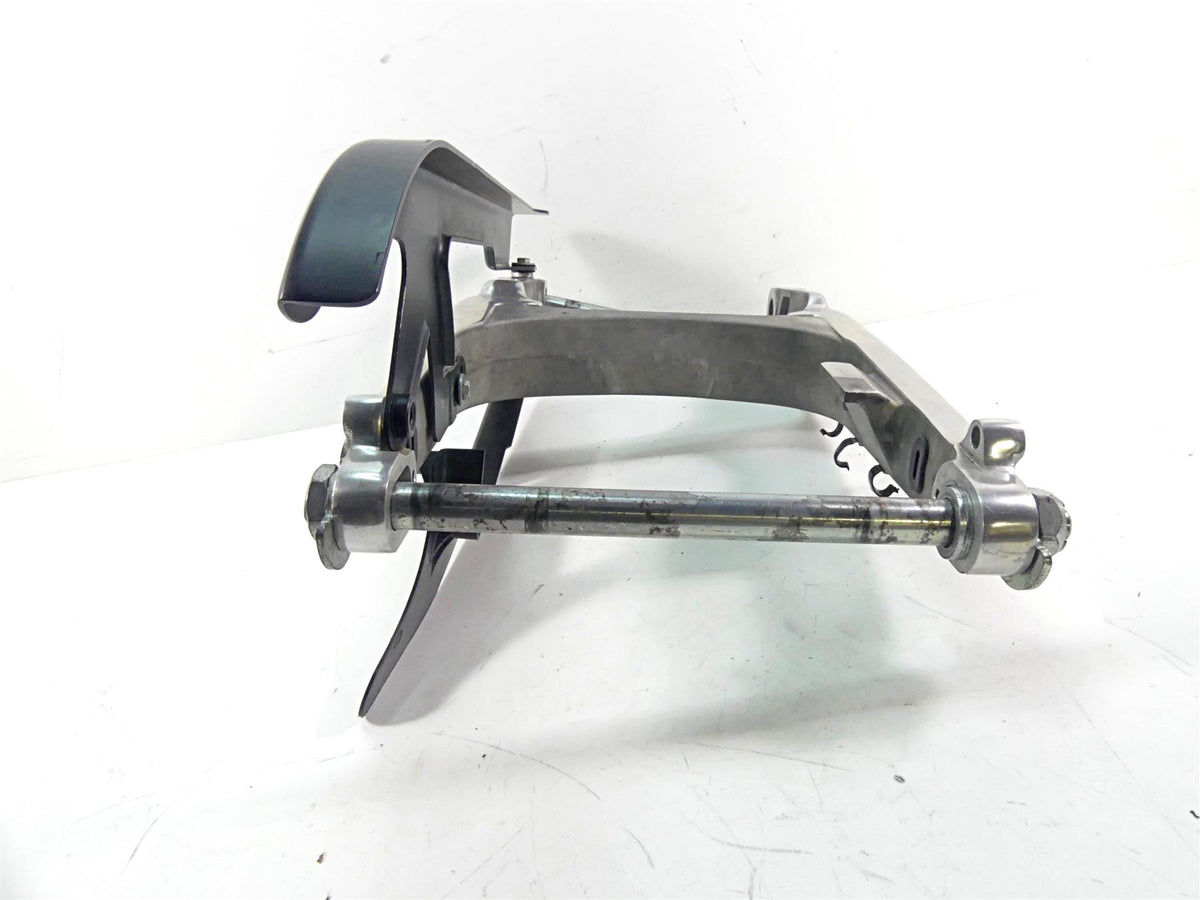 2015 Harley VRSCF Muscle V-Rod Swingarm Swing Arm & Guards 48606-07A 48604-07 {{ shop.shopifyCountryName }} - Mototech271