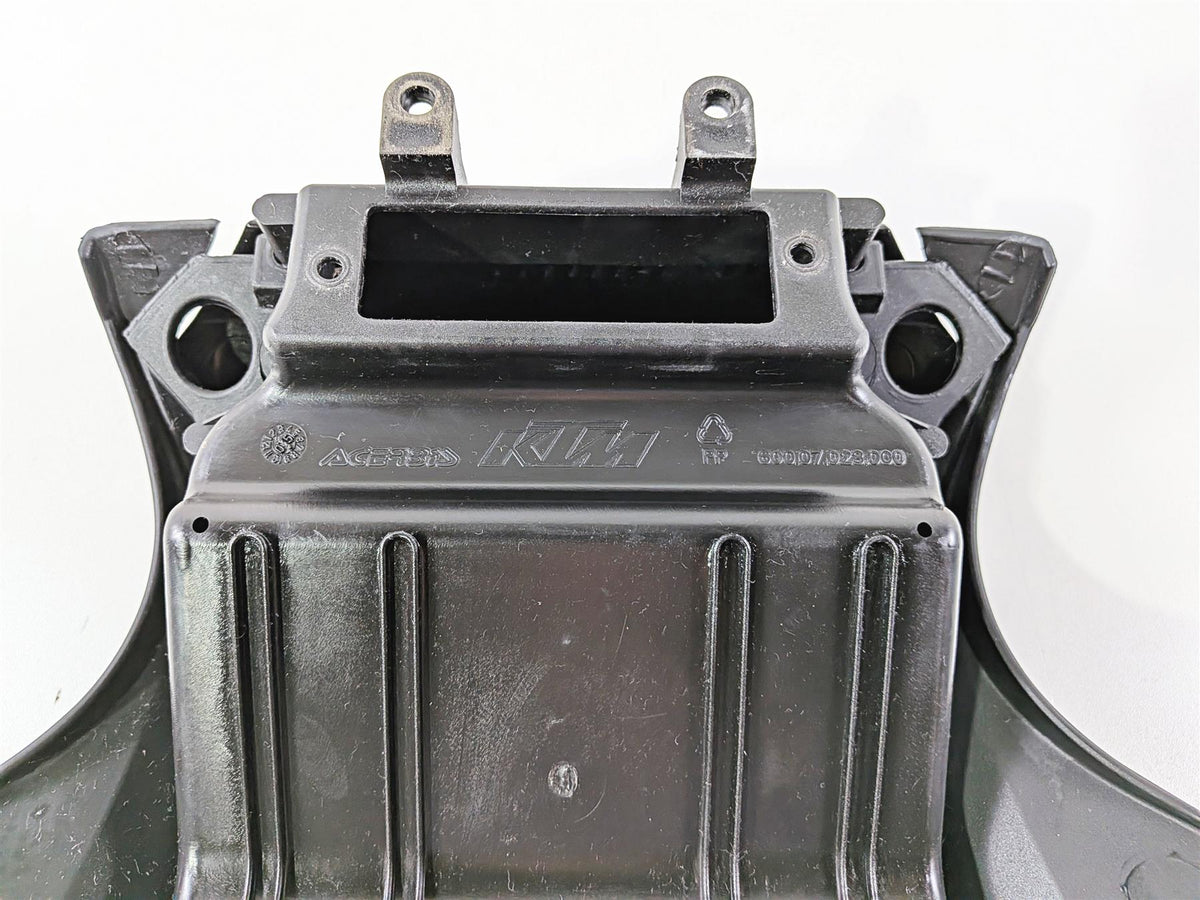 2005 KTM 950 LC8 Adventure Upper Center Tank Cover Fairing Storage 60007019000 {{ shop.shopifyCountryName }} - Mototech271