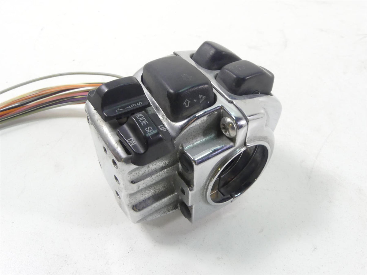 2012 Harley CVO FLHX SE3 Street Glide Right Hand Control Switch - Read 71684-06A {{ shop.shopifyCountryName }} - Mototech271