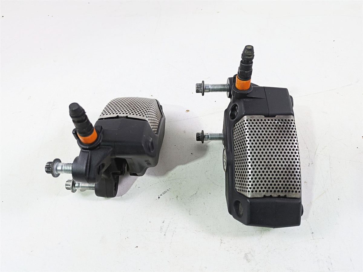 2015 Harley Touring FLHTKL Electra Glide Front Brake Caliper Set 43027-08 {{ shop.shopifyCountryName }} - Mototech271