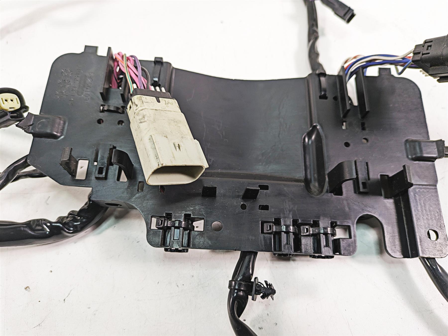 2014 Harley Touring FLHTK Electra Glide Front Gauges Wiring - Read 69200121A {{ shop.shopifyCountryName }} - Mototech271