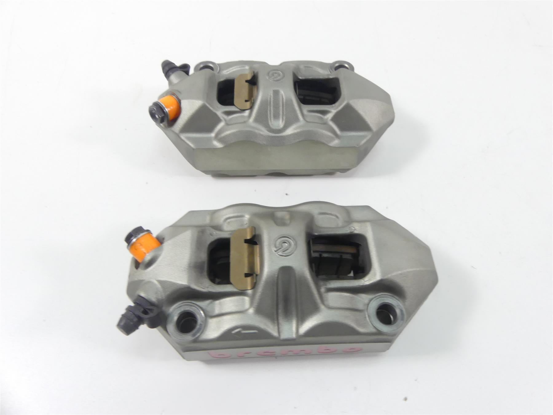 2020 Triumph Speed Triple RS 1050 Front Brembo M4 Brake Caliper Set 100mm T2023540 {{ shop.shopifyCountryName }} - Mototech271