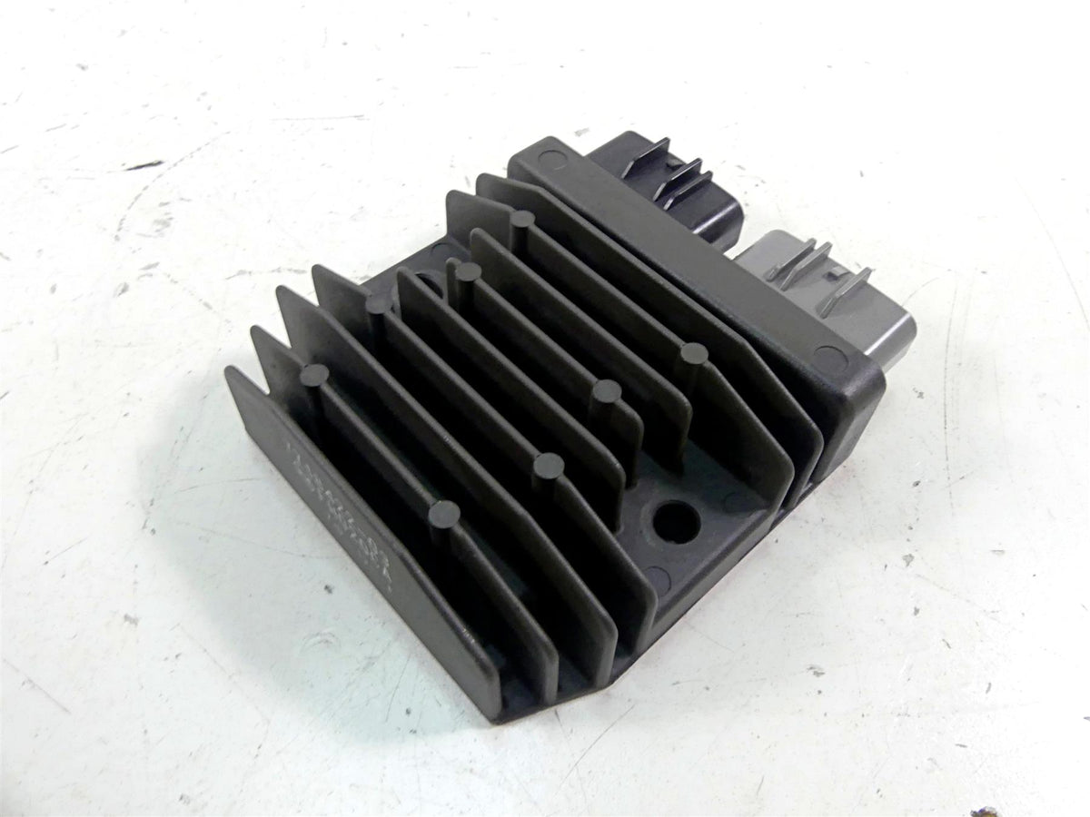 2018 BMW S1000RR K46 Rectifier Voltage Regulator FH020CA 12317718422 {{ shop.shopifyCountryName }} - Mototech271