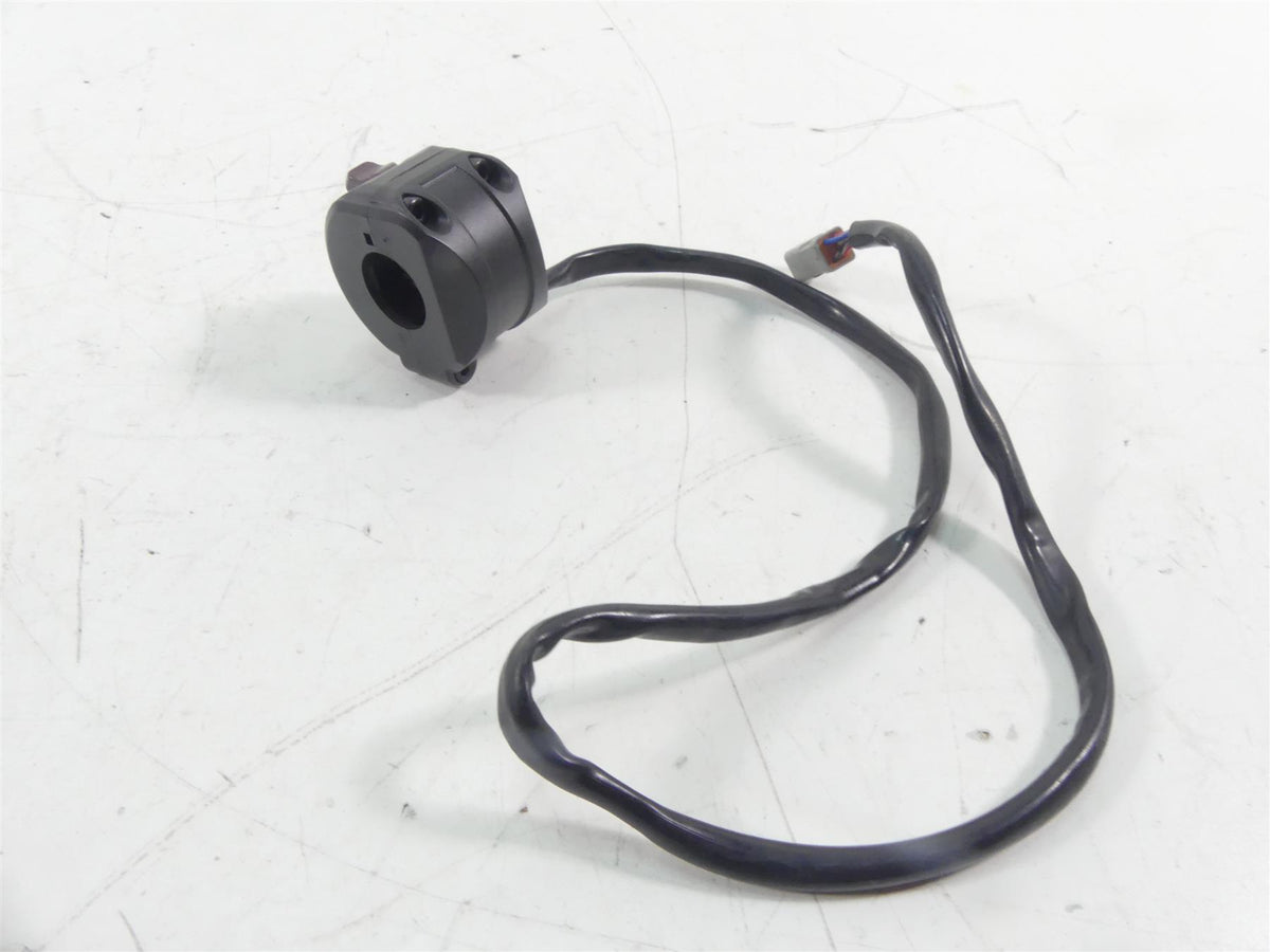2015 Ducati Diavel Carbon Red Right Hand Start Stop Control Switch 65010141A {{ shop.shopifyCountryName }} - Mototech271