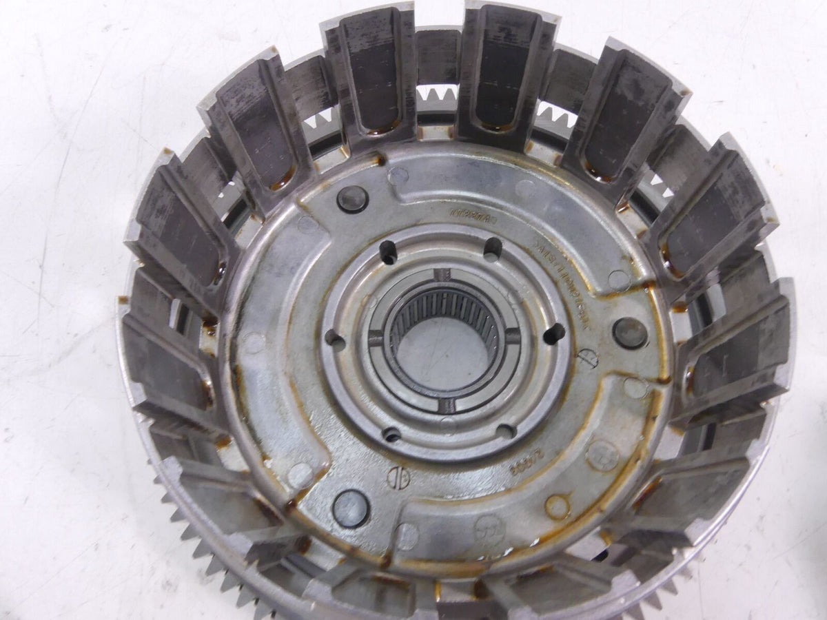 2018 BMW K1600 Bagger Clutch Pressure Plate Friction Disc Housing Set 2121772274 {{ shop.shopifyCountryName }} - Mototech271