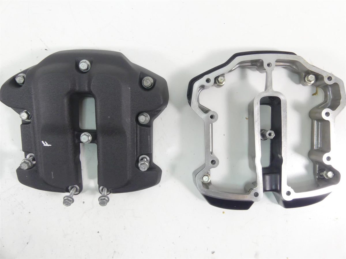 2021 Harley Softail FXBBS Street Bob Cylinder Head Valve Cover Set 25700697 {{ shop.shopifyCountryName }} - Mototech271