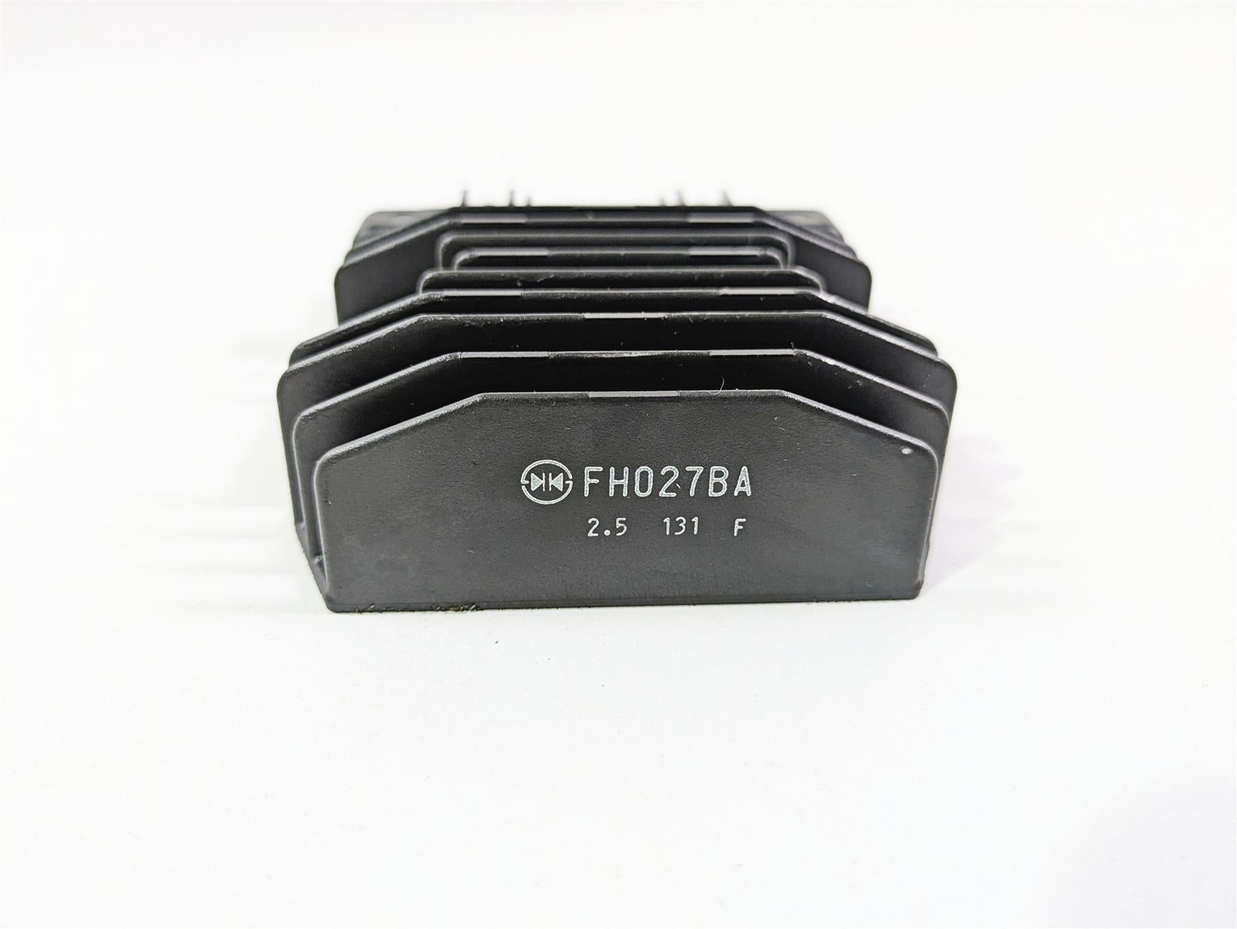 2023 Suzuki GSX1300 RR Hayabusa Rectifier Voltage Regulator FH027BA 32800-26J10 {{ shop.shopifyCountryName }} - Mototech271