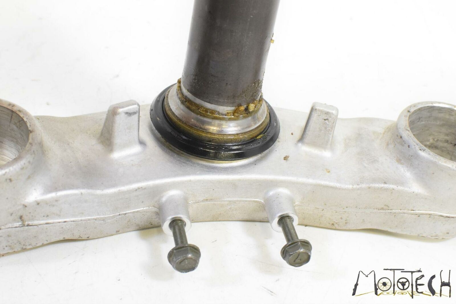 2005 Kawasaki ZZR1200 ZX1200 Lower Triple Tree Steering Yoke 44037-0008 {{ shop.shopifyCountryName }} - Mototech271