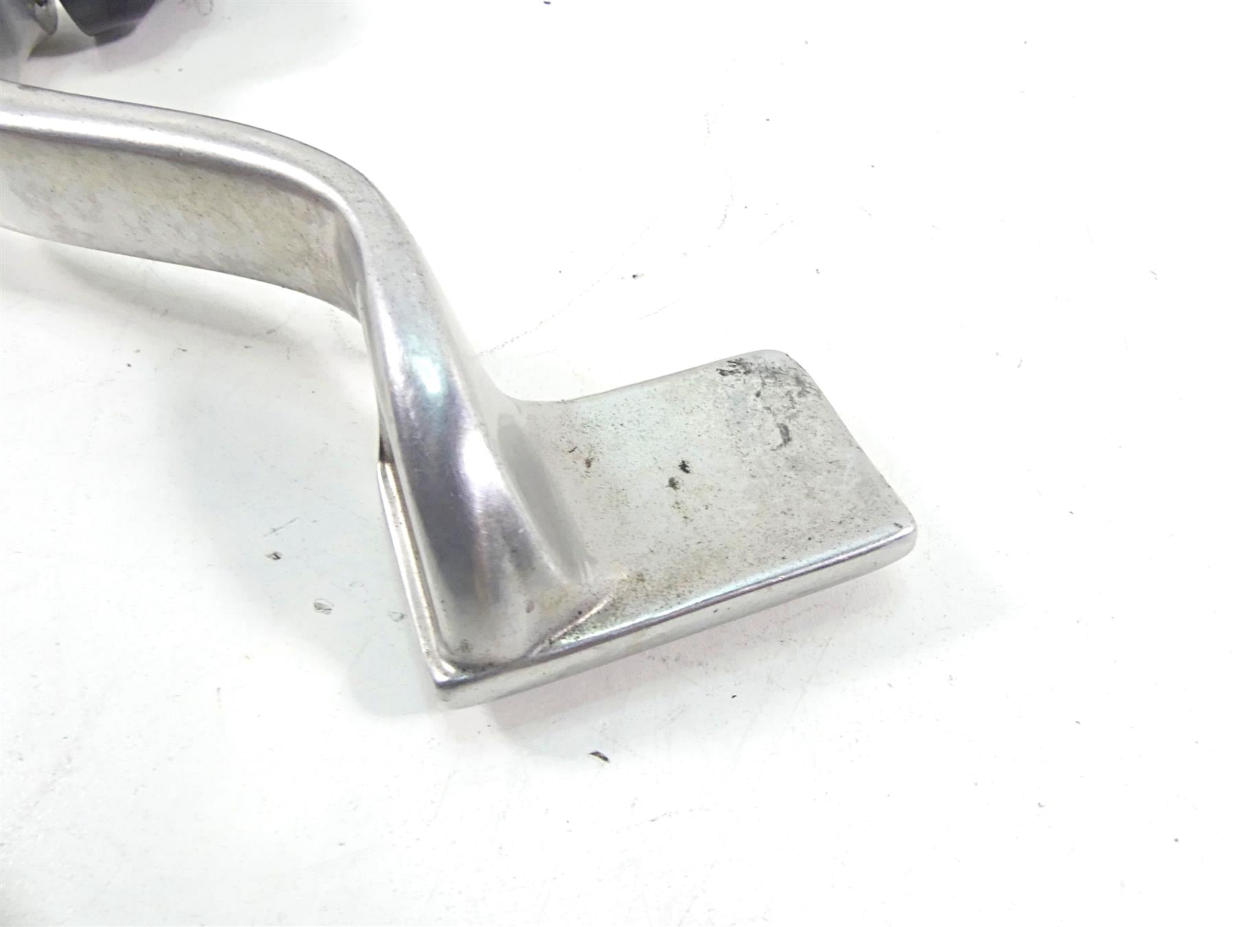 2015 Harley VRSCF Muscle V-Rod Right Front Footpeg & Brake Parts 54046-12 {{ shop.shopifyCountryName }} - Mototech271