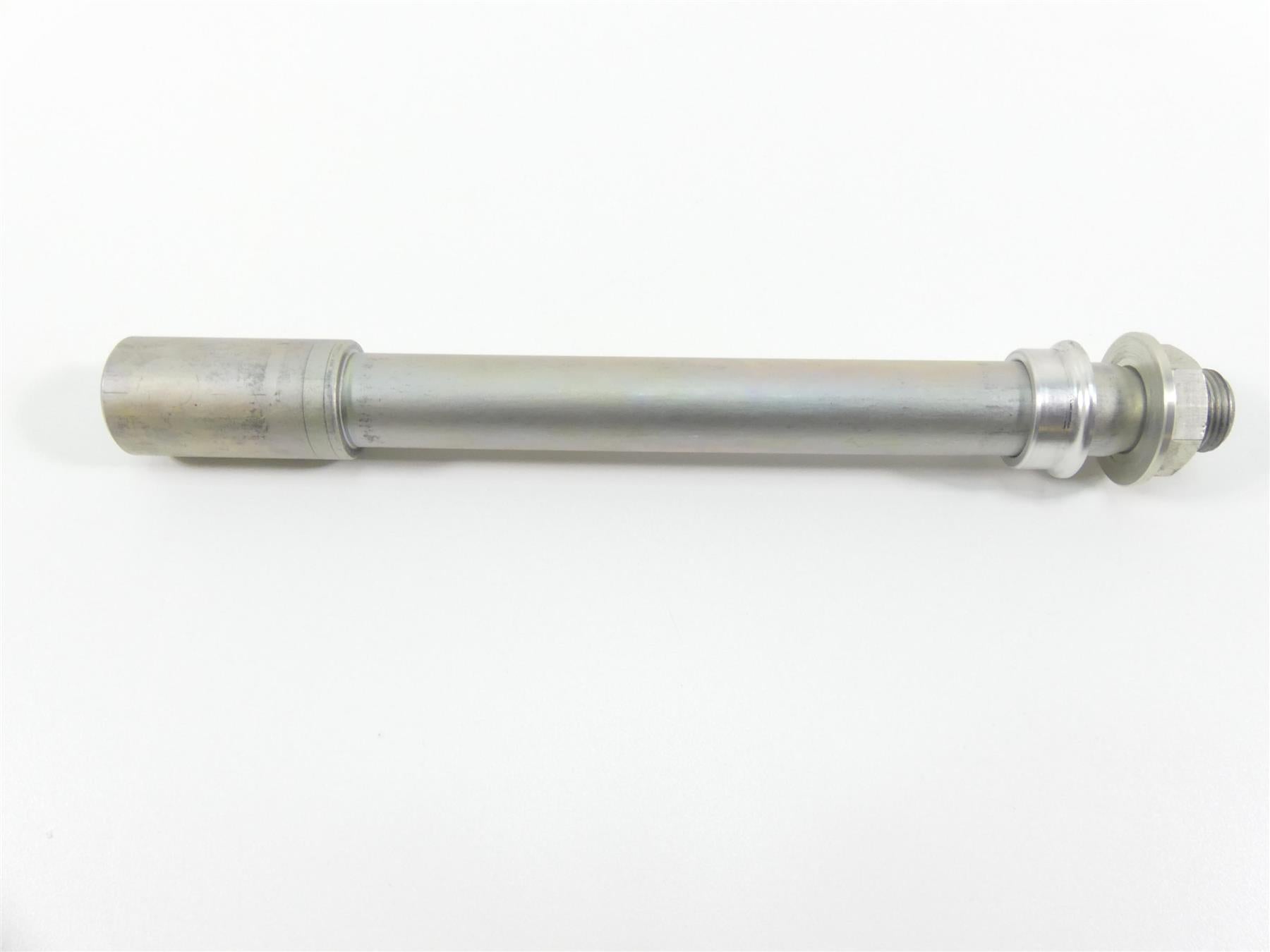 2022 Suzuki GSXR750 Straight Front Axle Wheel Spindle 22mm 54711-14J00 | Mototech271