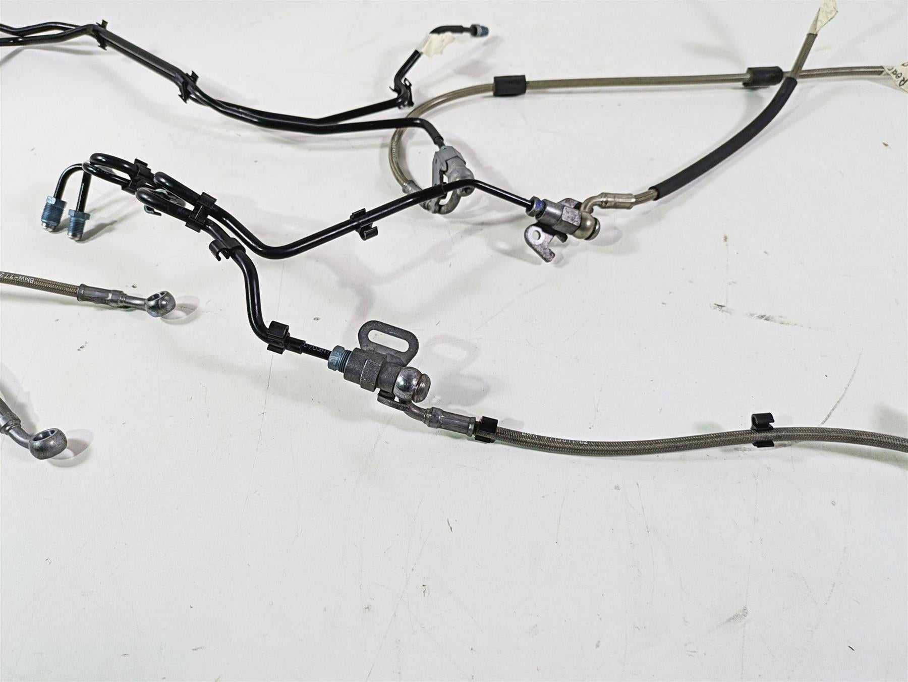 2012 BMW R1200R K27 Front Rear Abs Brake Line Set 34327689977 34327729103 {{ shop.shopifyCountryName }} - Mototech271