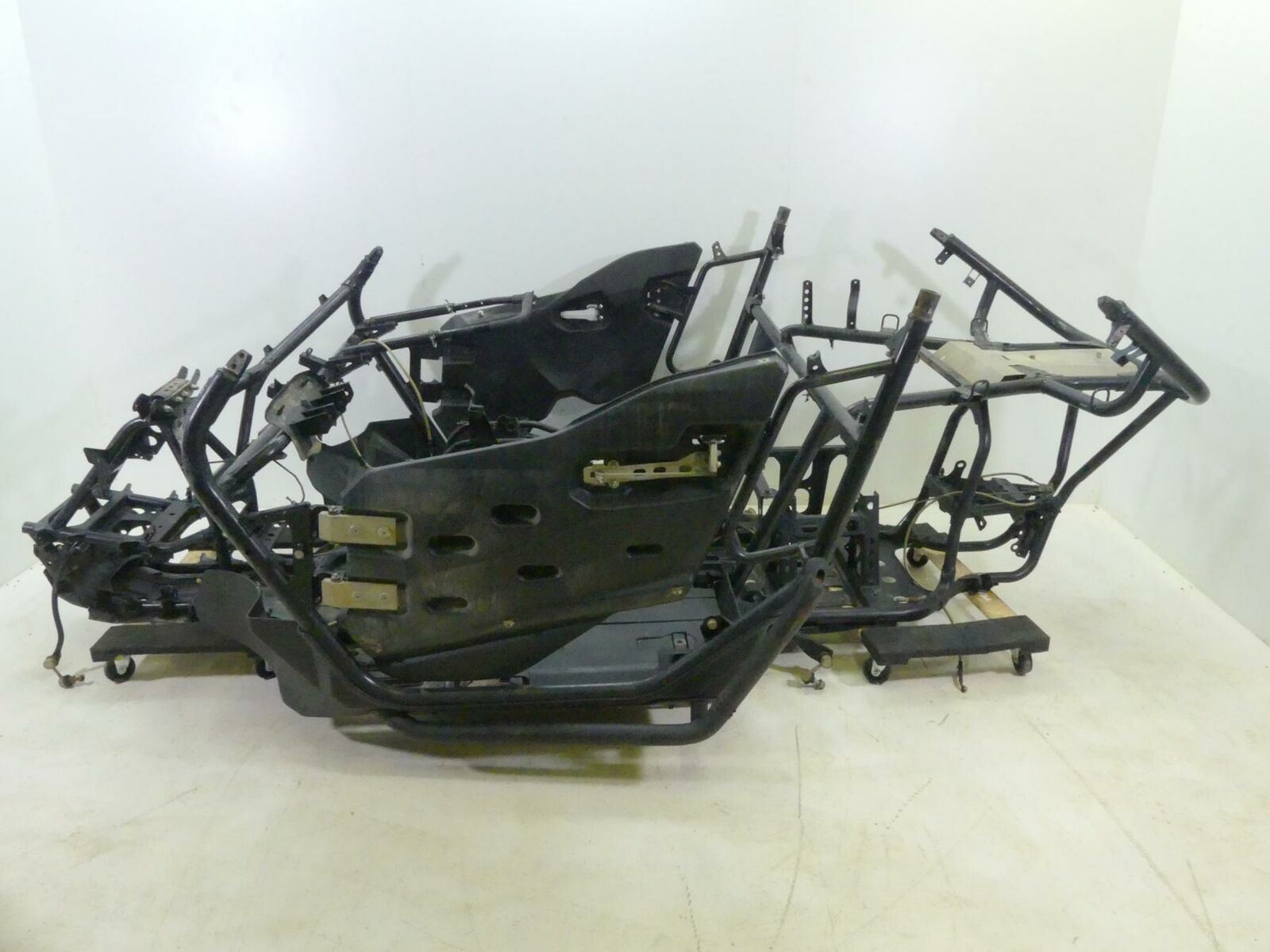 2016 Yamaha YXZ1000 R EPS Straight Main Frame Cln Clr 2HC-F1110-00-00 {{ shop.shopifyCountryName }} - Mototech271