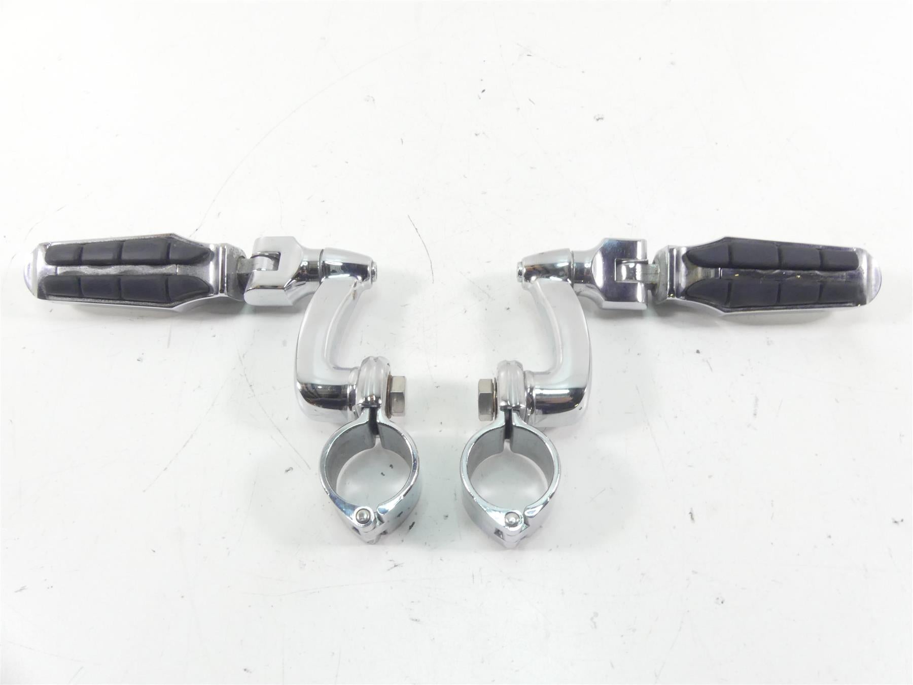 2007 Victory Vegas Jackpot Chrome Highway Footpeg Set {{ shop.shopifyCountryName }} - Mototech271