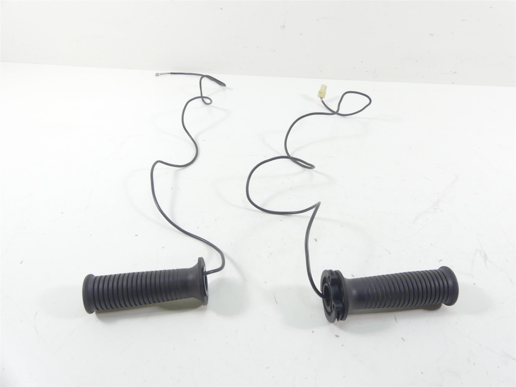 2001 BMW R1150 GS R21 Heated Hand Grip Set - Read 61317694813 61317710440 {{ shop.shopifyCountryName }} - Mototech271