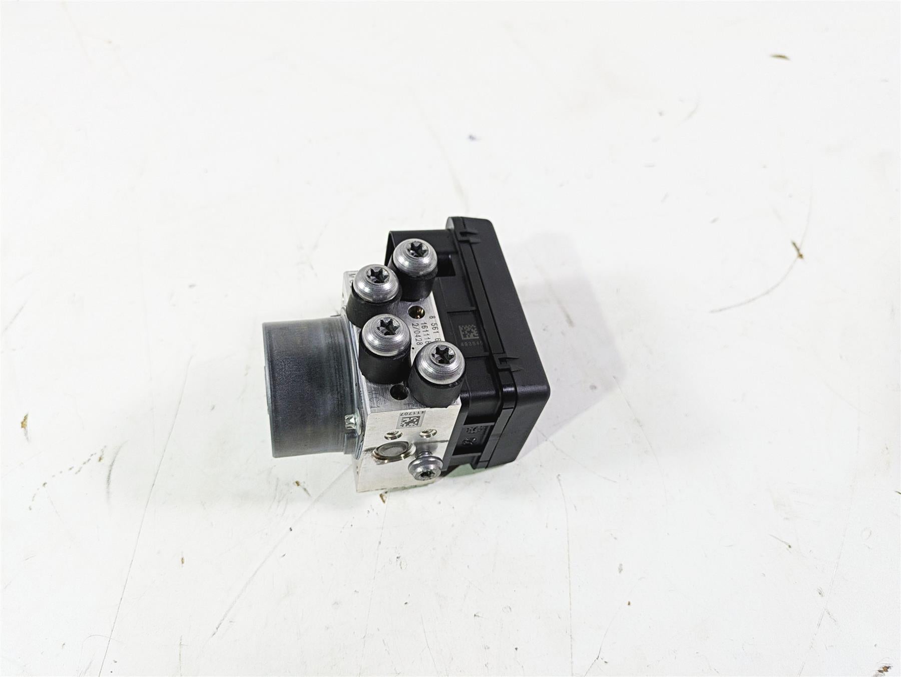 2017 BMW F800GS Adv K75 Abs Brake Pump Module 34518546851 {{ shop.shopifyCountryName }} - Mototech271