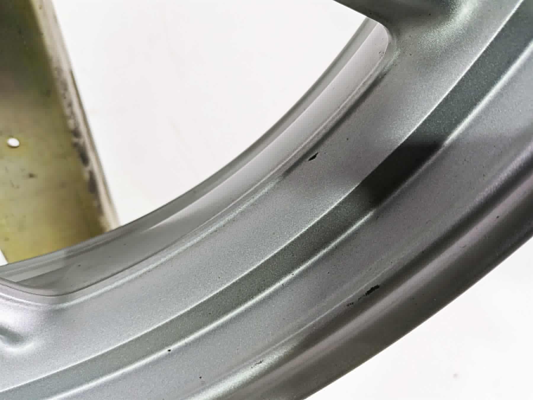 2014 BMW R1200 RT RTW K52 Straight 17x3.5 Front Wheel Rim 36318538086 {{ shop.shopifyCountryName }} - Mototech271