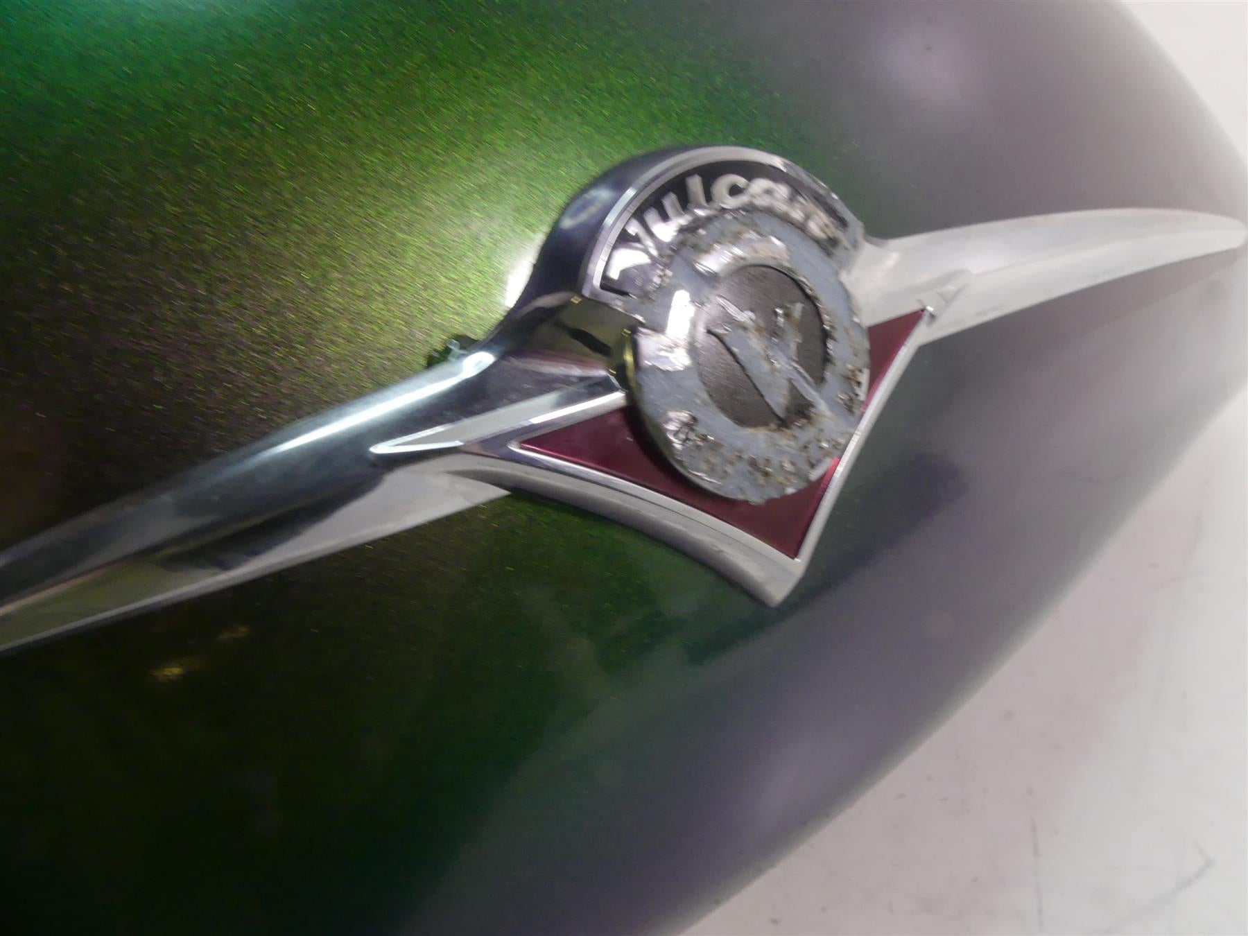 2004 Kawasaki VN1600 Meanstreak Fuel Gas Petrol Tank - No Dents 51083-5114-660 {{ shop.shopifyCountryName }} - Mototech271