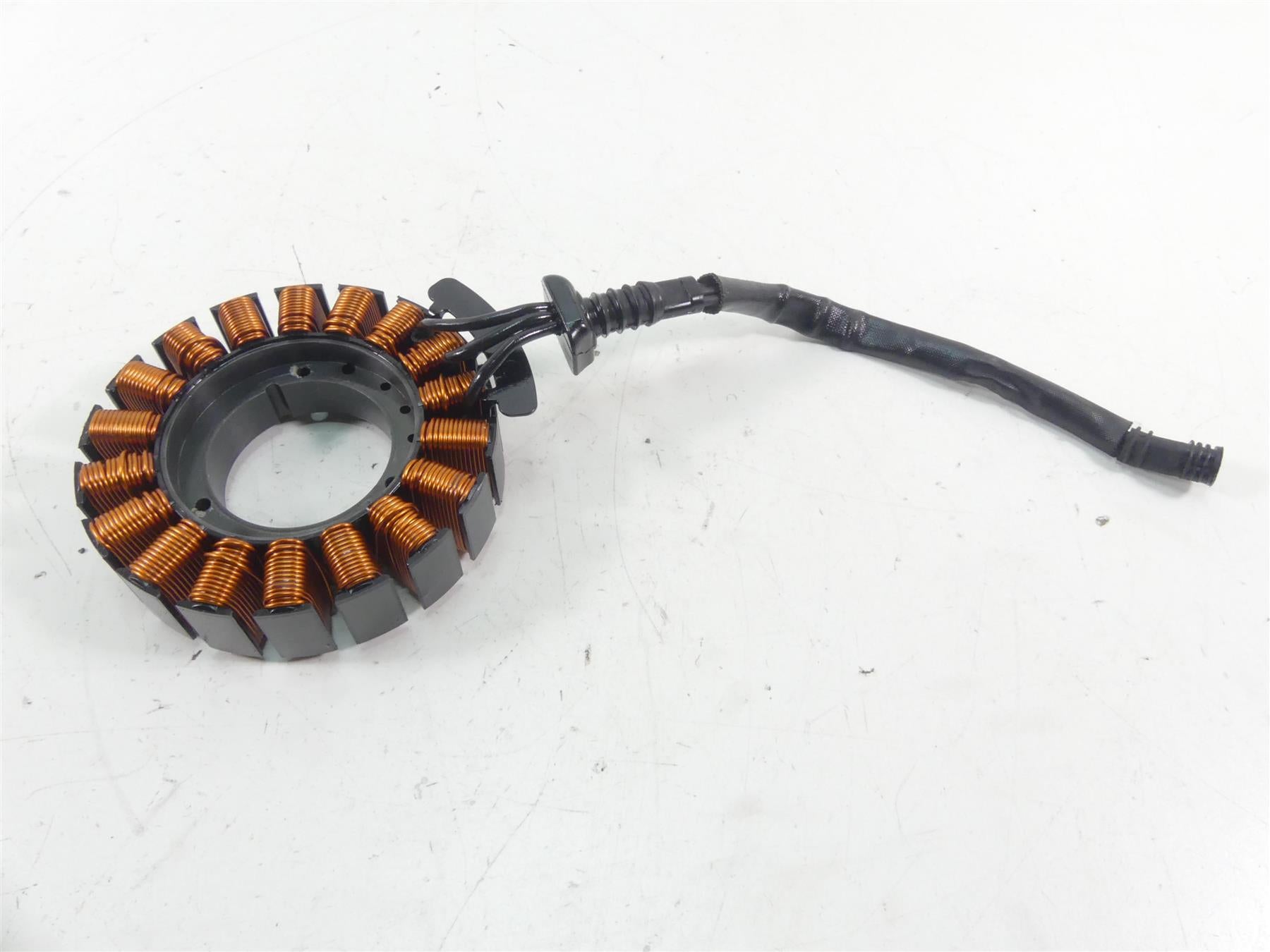 2021 Harley Softail FLSB Sport Glide Stator Alternator Generator 29900042A {{ shop.shopifyCountryName }} - Mototech271