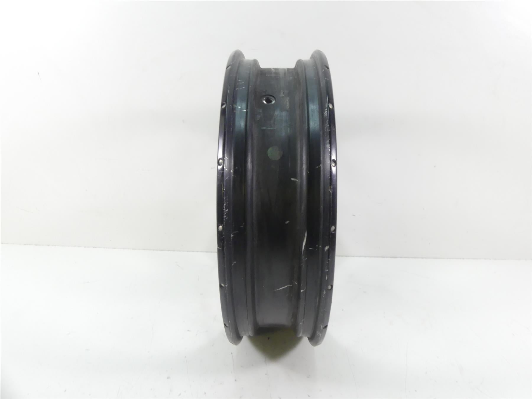 2011 BMW R1200GS K255 Adv Rear Spoke Wheel Rim 17x4 - Read 36318553004 {{ shop.shopifyCountryName }} - Mototech271