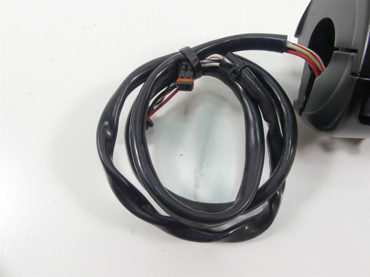 2018 Harley Sportster XL1200 Custom Right Hand Control Switch 71500297 {{ shop.shopifyCountryName }} - Mototech271