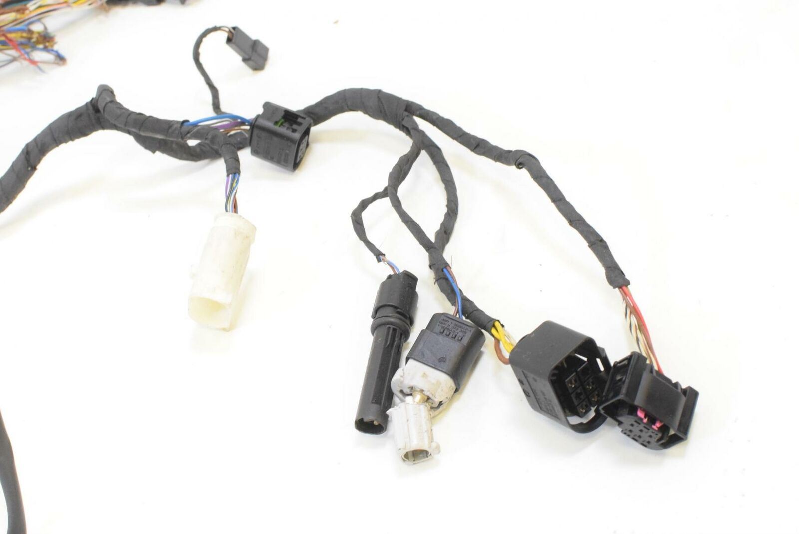 2007 BMW K1200 GT K44 Main Wiring Harness Seat Heat cc - For Parts 61117704191 {{ shop.shopifyCountryName }} - Mototech271