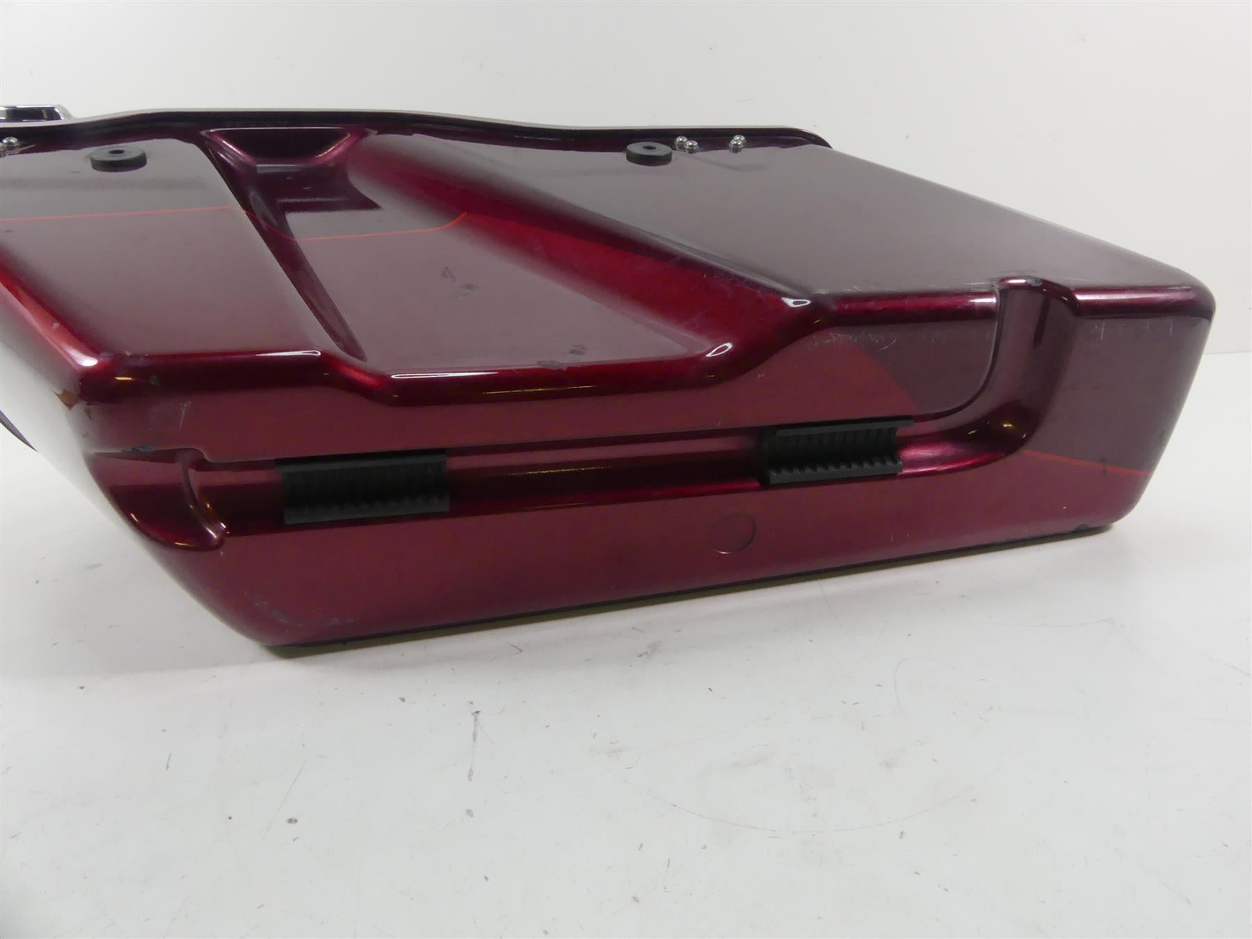 2017 Harley Touring FLHTKL Electra Glide Right Saddlebag Saddle Bag 90200412 {{ shop.shopifyCountryName }} - Mototech271