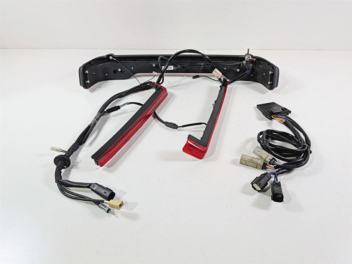 2018 Harley FLHTCU Touring Electra Glide Rear Trunk Side Light Set Read 67800093-Mototech271