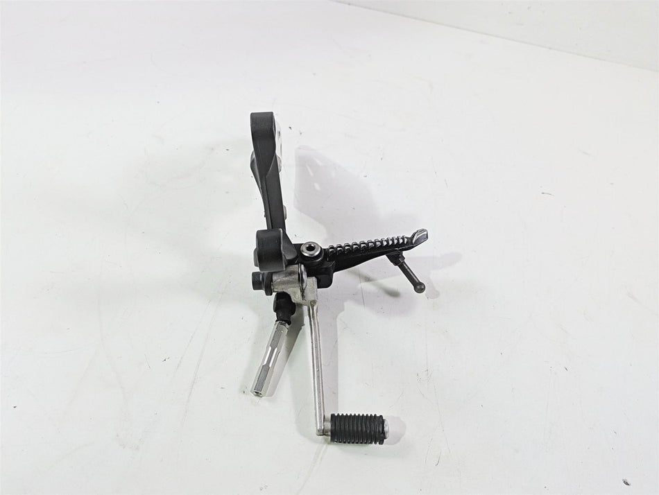 2020 Kawasaki ZX6R ZX636 Ninja Left Footpeg Foot Peg Shifter Set 35063-0160-18R {{ shop.shopifyCountryName }} - Mototech271