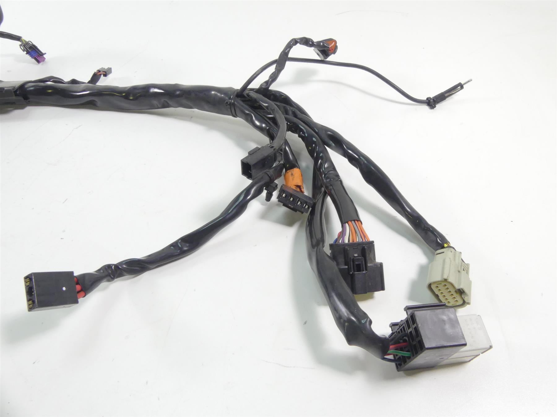 2007 Harley Touring FLHTCU SE CVO Electra Glide Main Wiring Harness 70992-07 {{ shop.shopifyCountryName }} - Mototech271