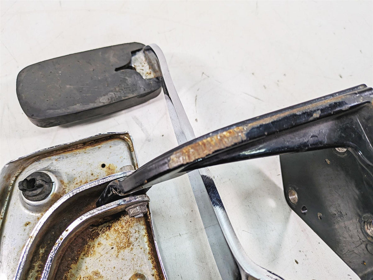 2013 Harley Softail FLSTFB Fat Boy Lo Right Front Floorboard Set -Read 42431-11 {{ shop.shopifyCountryName }} - Mototech271