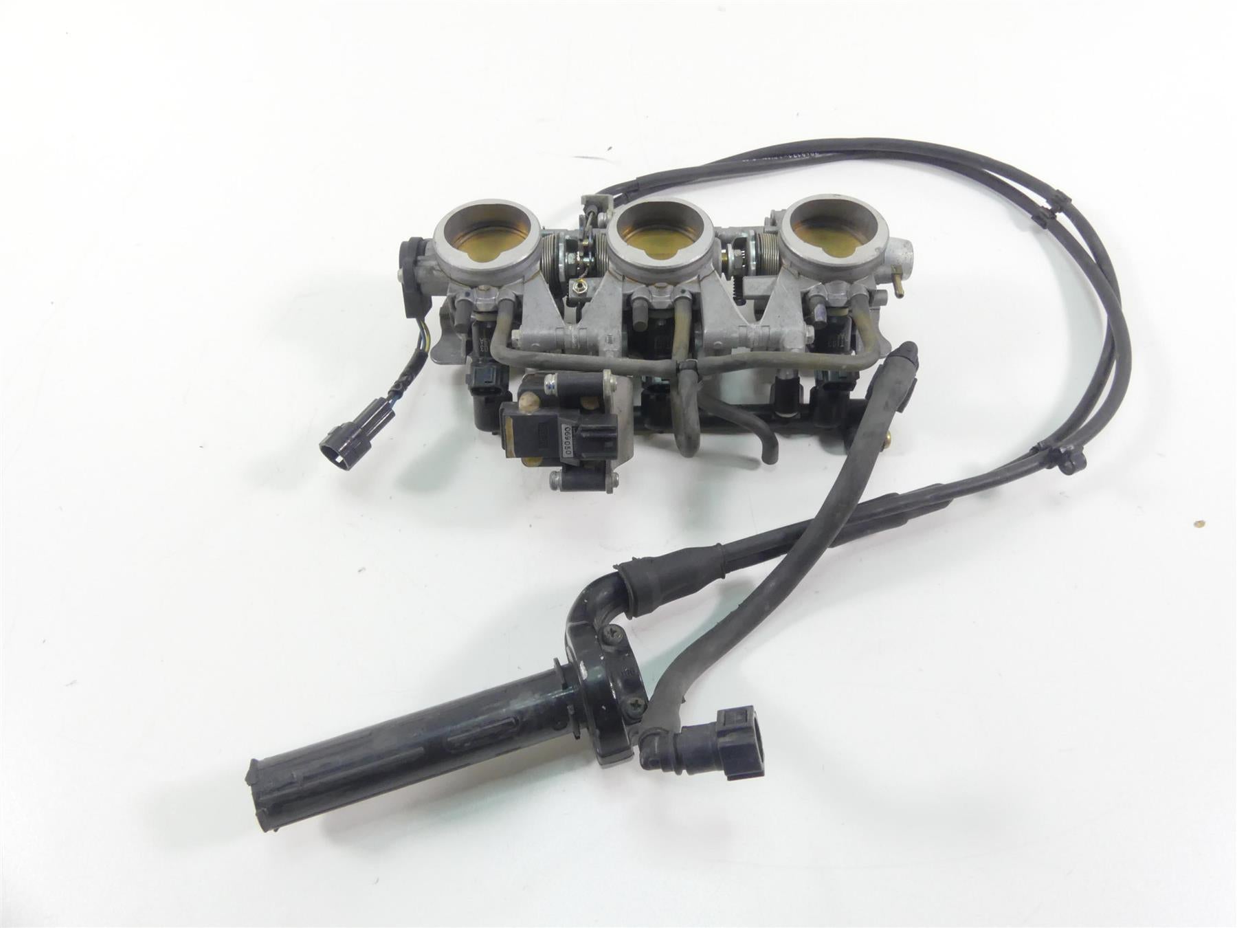 2006 Triumph Daytona 675 Keihin Throttle Body Bodies & Grip Handle T1240478 {{ shop.shopifyCountryName }} - Mototech271