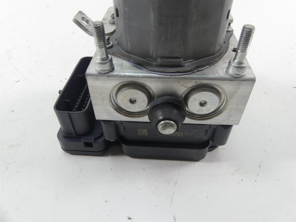 2012 BMW S1000RR K46 Abs Brake Pump Unit Pressure Module 8528646 34518526896 {{ shop.shopifyCountryName }} - Mototech271