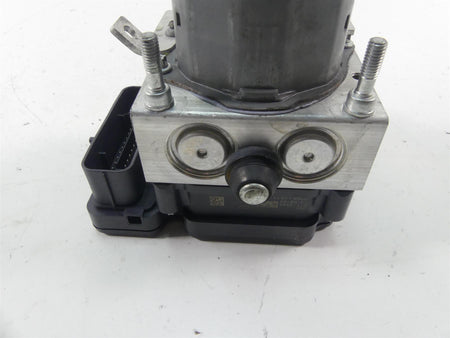 2012 BMW S1000RR K46 Abs Brake Pump Unit Pressure Module 8528646 34518526896 {{ shop.shopifyCountryName }} - Mototech271