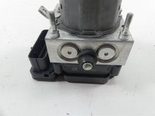 Load image into Gallery viewer, 2012 BMW S1000RR K46 Abs Brake Pump Unit Pressure Module 8528646 34518526896 | Mototech271
