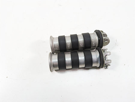 2006 Honda VT1100 C2 Shadow Rear Passenger Footpeg Rest Set 50715-MBA-020 {{ shop.shopifyCountryName }} - Mototech271
