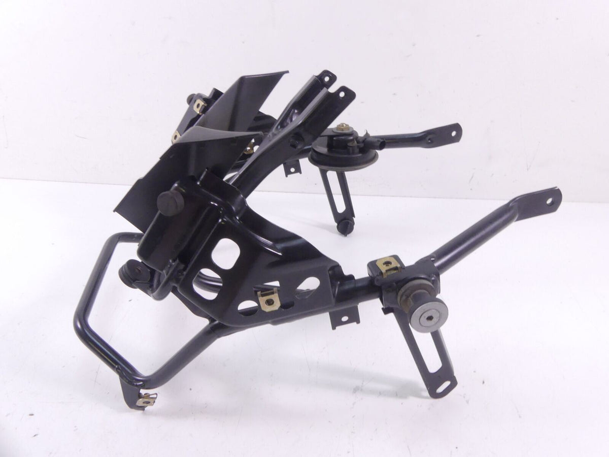 2005 BMW R1200GS K25 Front Subframe Sub Frame Fairing Stay Bracket 46637667700 {{ shop.shopifyCountryName }} - Mototech271