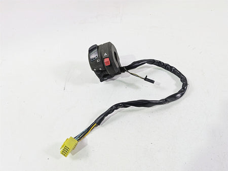2006 Suzuki GSXR1000 K6 Left Hand Turn Signal Control Switch 37400-29G10 {{ shop.shopifyCountryName }} - Mototech271