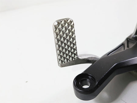 2024 Yamaha YZF R1 RN65 Front Right Peg Mount & Brake Pedal Read 2CR-27443-00-00 {{ shop.shopifyCountryName }} - Mototech271