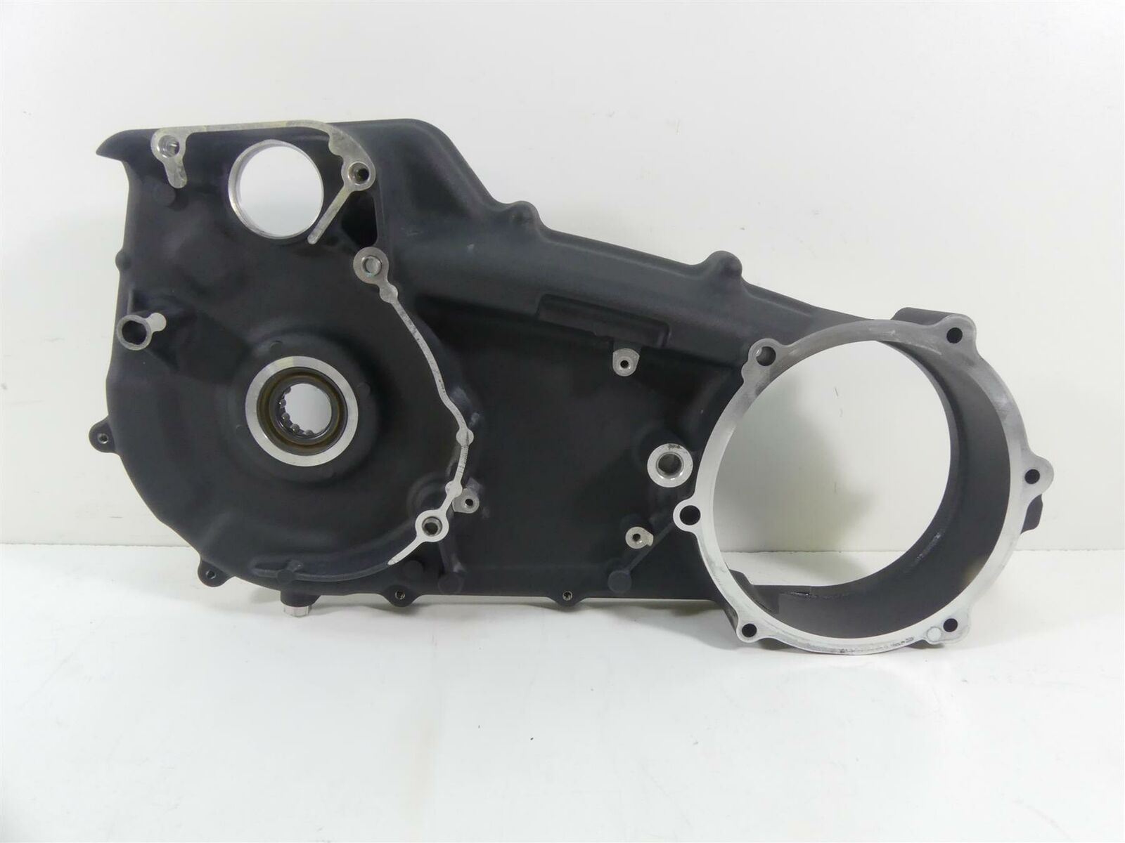 2017 Harley FXDLS Dyna Low Rider Inner Primary Drive Clutch Cover -Mid 60681-06C {{ shop.shopifyCountryName }} - Mototech271