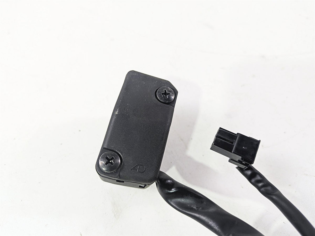 2024 Kawasaki ZX6R ZX636 Ninja Right Hand Control Switch Start Kill 46091-0625 {{ shop.shopifyCountryName }} - Mototech271