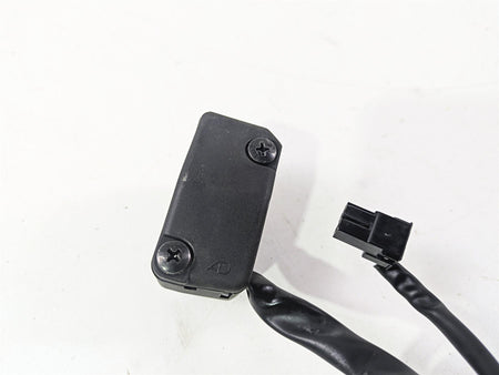 2024 Kawasaki ZX6R ZX636 Ninja Right Hand Control Switch Start Kill 46091-0625 {{ shop.shopifyCountryName }} - Mototech271
